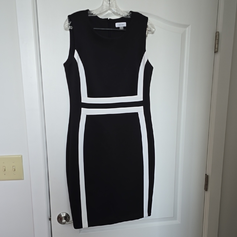 Calvin Klein Elegant Black and White Sleeveless Dress 12